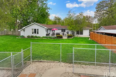 4403 Roberts Road, Island Lake, IL 60042 - Photo 11