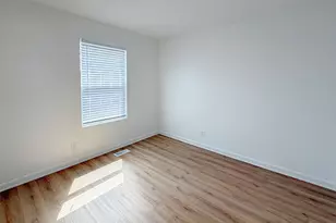 651 Olive Ln, Hampshire, IL 60140 - Photo 15