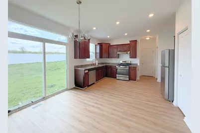 651 Olive Lane, Hampshire, IL 60140 - Photo 3