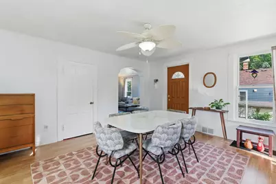 327 Silver Street, Elgin, IL 60123 - Photo 9