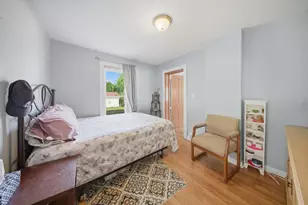 327 Silver St, Elgin, IL 60123 - Photo 11