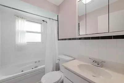 146 Millbrook Lane, Wilmette, IL 60091 - Photo 9