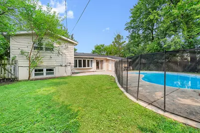 146 Millbrook Lane, Wilmette, IL 60091 - Photo 19