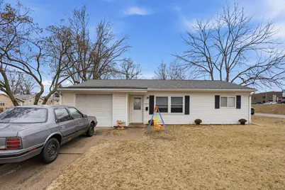 3852 Marquette Street, Davenport, IA 52806 - Photo 1