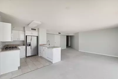 1720 Maple Avenue #2240, Evanston, IL 60201 - Photo 3