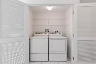 1720 Maple Ave, Evanston, IL 60201 - Photo 13
