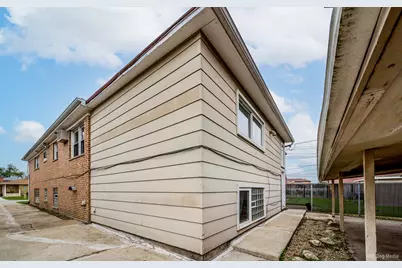 399 Oglesby Avenue, Calumet City, IL 60409 - Photo 15