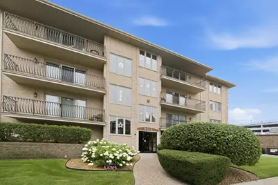 9514 S Kilbourn Avenue #1D, Oak Lawn, IL 60453 - Photo 1