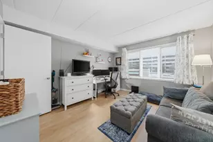 9514 S Kilbourn Ave, Oak Lawn, IL 60453 - Photo 19