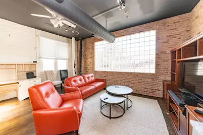 1214 W Belmont Avenue #2R, Chicago, IL 60657 - Photo 13