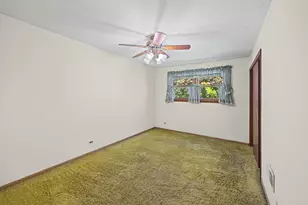 538 Maple Ln, Darien, IL 60561 - Photo 13