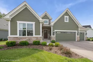 1569 Dempsey Dr, Saint Charles, IL 60174 - Photo 1