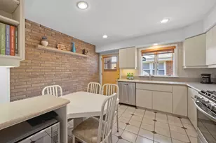 921 N Western Ave, Park Ridge, IL 60068 - Photo 13
