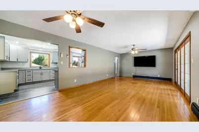 313 W Margaret Fuller Road, Oregon, IL 61061 - Photo 9