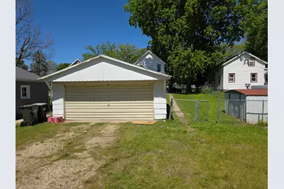 409 16th Avenue, Sterling, IL 61081 - Photo 5