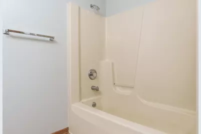 984 Rockhampton Drive, Rockford, IL 61102 - Photo 33