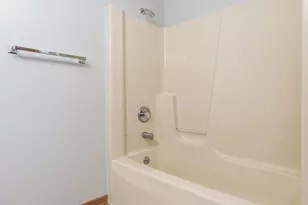 984 Rockhampton Dr, Rockford, IL 61102 - Photo 33