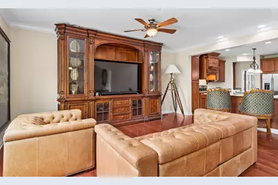 4147 Royal Mews Circle #204, Naperville, IL 60564 - Photo 5