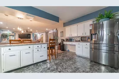 231 W 500 N, Valparaiso, IN 46385 - Photo 25