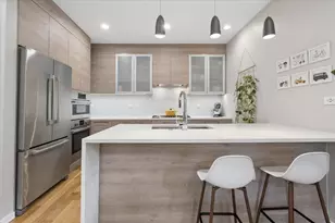 456 N Carpenter St, Chicago, IL 60642 - Photo 7