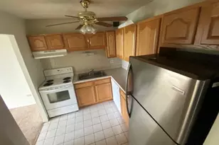 9098 W Terrace Dr, Niles, IL 60714 - Photo 9