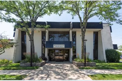 9098 W Terrace Drive #4L, Niles, IL 60714 - Photo 3