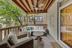 3808 N Pine Grove Ave, Chicago, IL 60613 - Photo 21