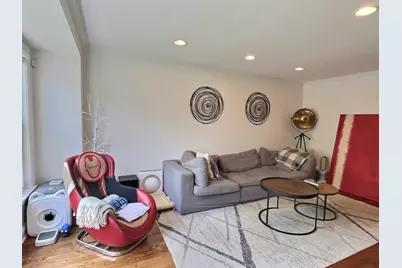 4908 N Nagle Avenue, Chicago, IL 60630 - Photo 9