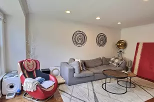 4908 N Nagle Ave, Chicago, IL 60630 - Photo 9
