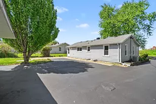 710 S Loucks St, Aurora, IL 60505 - Photo 13