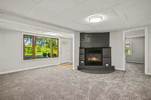 710 S Loucks St, Aurora, IL 60505 - Photo 3