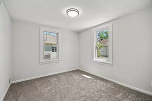 710 S Loucks St, Aurora, IL 60505 - Photo 11