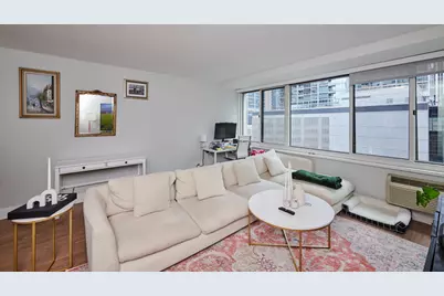211 E Ohio Street #1219, Chicago, IL 60611 - Photo 3