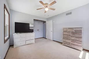 5645 S Beebe Dr, Rochelle, IL 61068 - Photo 21