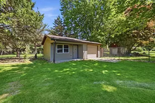 5645 S Beebe Dr, Rochelle, IL 61068 - Photo 35