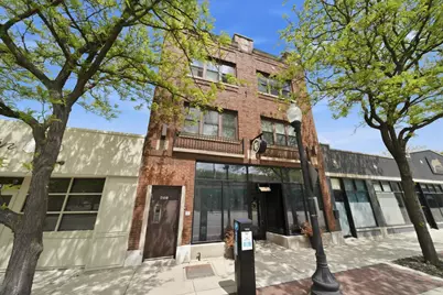 629 W Howard Street, Evanston, IL 60202 - Photo 1