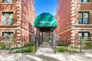 918 W Ainslie St, Chicago, IL 60640 - Photo 3