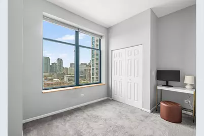 340 W Superior Street #1401, Chicago, IL 60654 - Photo 15