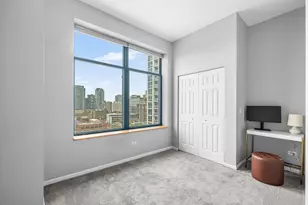340 W Superior St, Chicago, IL 60654 - Photo 15