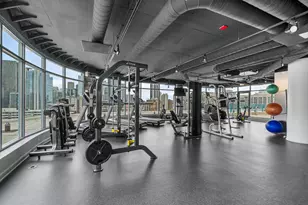 340 W Superior St, Chicago, IL 60654 - Photo 23