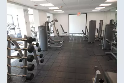 3930 N Pine Grove Avenue #305, Chicago, IL 60613 - Photo 11