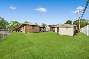 7030 Saratoga Dr, Bridgeview, IL 60455 - Photo 13