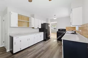 579 Dawes Ave, Glen Ellyn, IL 60137 - Photo 11