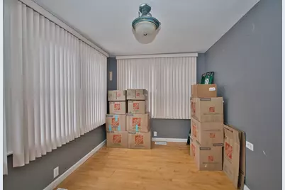 3422 N Kolmar Avenue, Chicago, IL 60641 - Photo 9
