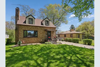 735 Kirkwood Avenue, Winthrop Harbor, IL 60096 - Photo 1