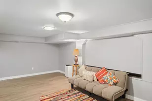 735 Kirkwood Ave, Winthrop Harbor, IL 60096 - Photo 27