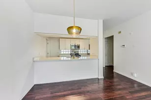 301 W Goethe St, Chicago, IL 60610 - Photo 9