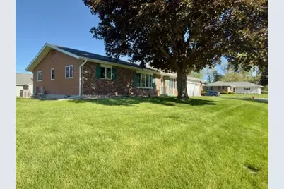 100 6th Street, Fulton, IL 61252 - Photo 3
