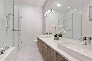 1506 W Superior St, Chicago, IL 60642 - Photo 13