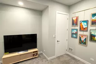 1506 W Superior St, Chicago, IL 60642 - Photo 17